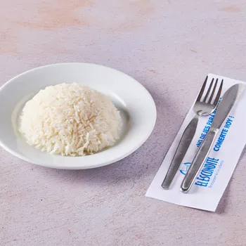 Porción de arroz blanco