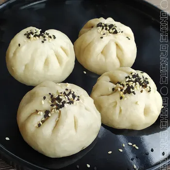 Paquete de 4 Dumplings Baozi